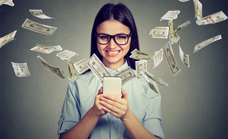 6 Ways to Make Money Online While Studying