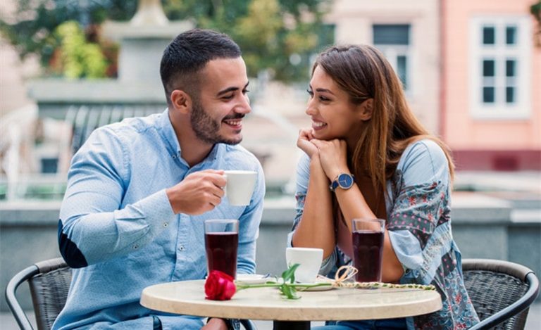Main Ways To Stay Safe While Casually Dating Multiple People