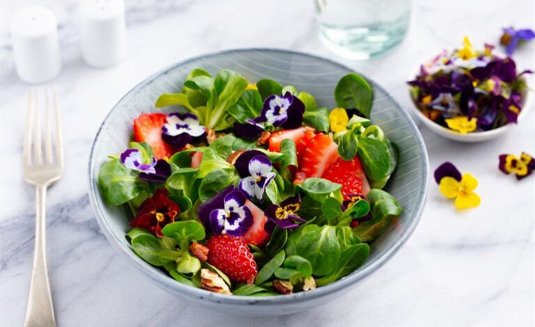 10 Best Edible Flowers For Your Wellbeing